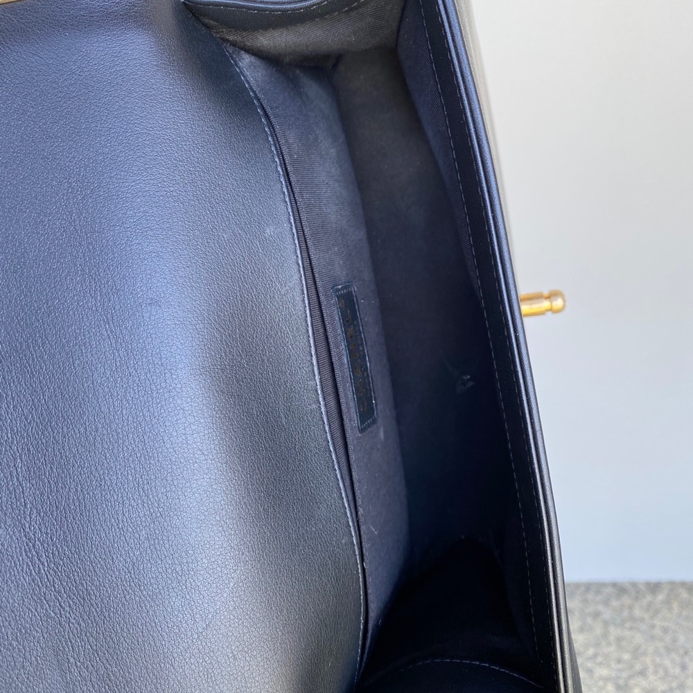 Chanel Boy Metallic Crumpled Goatskin Bag - Picture 7 of 11